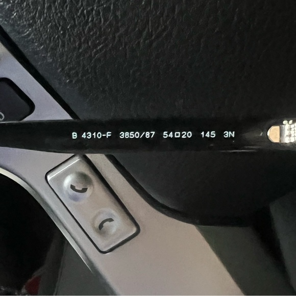 Authentic Burberry Sunglasses - Picture 10 of 10